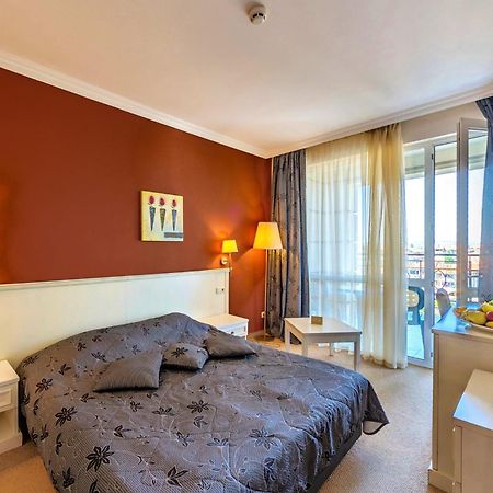 Festa Pomorie Resort Luaran gambar