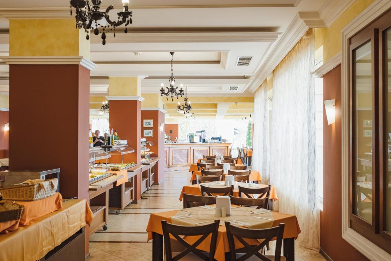 Festa Pomorie Resort Luaran gambar