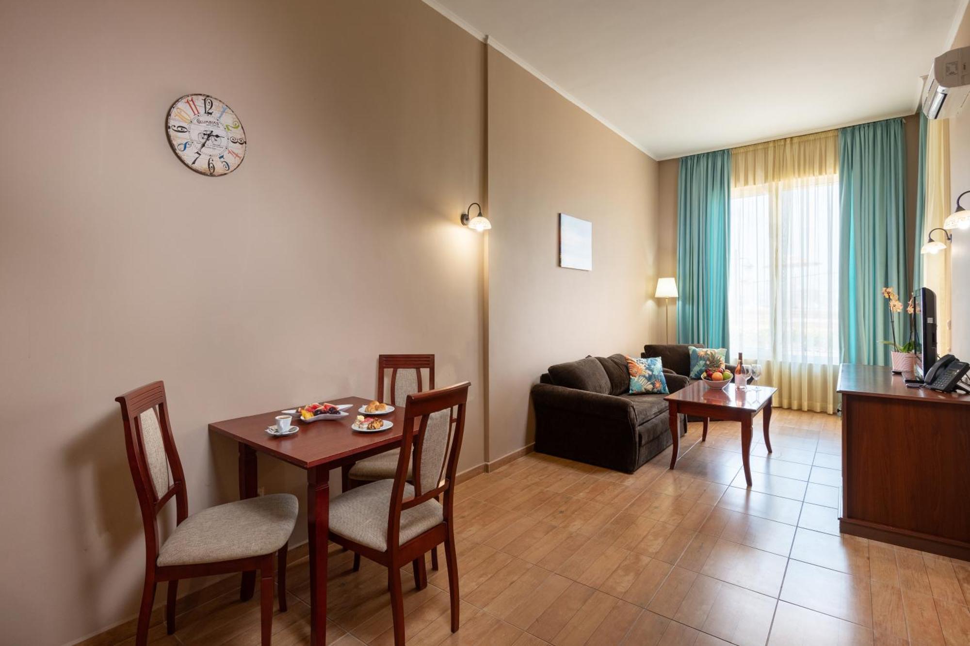 Festa Pomorie Resort Luaran gambar